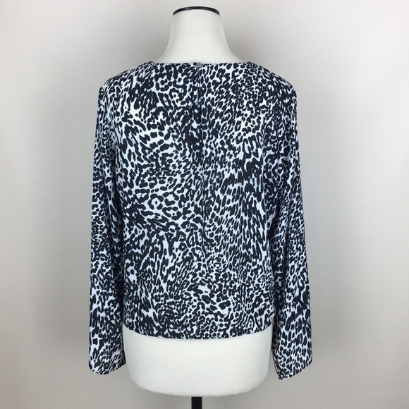 NWT Vince Camuto Leopard Blouse - Picture 4 of 10